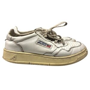 Autry Medalist Low Leather Sneakers Mens 8 White Vintage Distressed Court Shoes